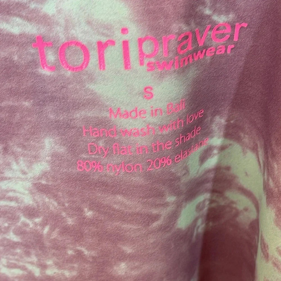 Tori Praver Swimwear Honolula Smocked One-Piece Swimsuit size small - Picture 6 of 6